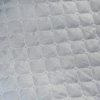 AniOne Autoschondecke Rückbank 4 AniOne Autoschondecke Rückbank – Bild 2