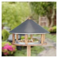 Gardenlife Futterhaus Aarhaus 5 Gardenlife Futterhaus Aarhaus -Tierbedarfs Rabatt Geschäft 95643e5bf8cb0b28a214d632ab16b9ac286c9c60 1216942 de DE gardenlife vogelhaus main 2