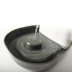 Savic Trinkbrunnen Cascade -Tierbedarfs Rabatt Geschäft c9249075cc1491cdc59429c9b7d21a41c3eecf5c 0b2eb358c918624e7660afc4cfbaf09f20e0745a